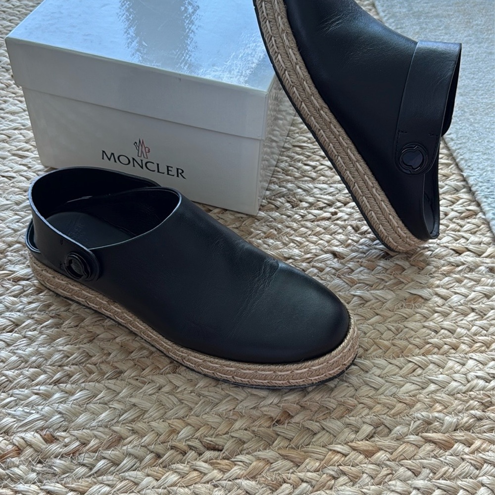 Moncler Black Slip-On Loafers Comfortable Minimalist Design